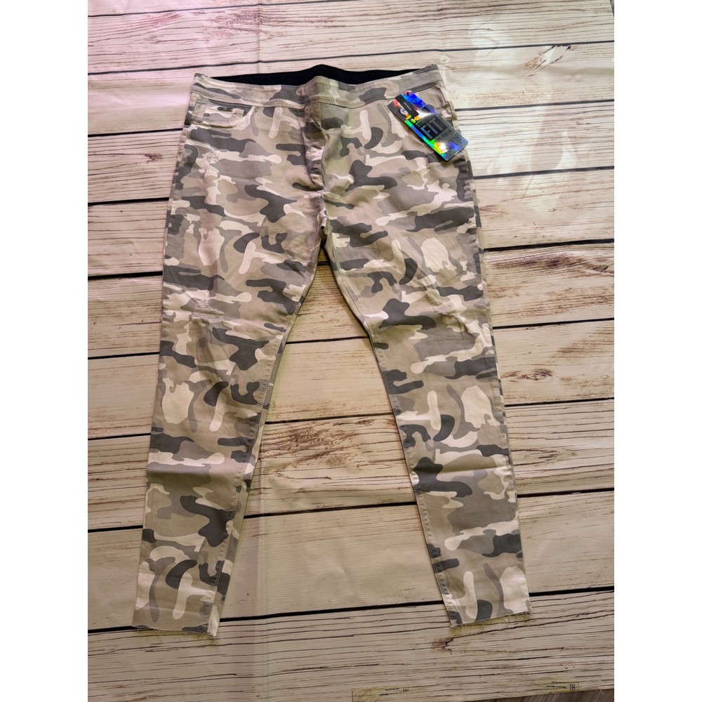 Coco + Carmen Womens XXL Camo O-Mazing Stretch Fit‎ Skinny Leggings NWT Grey Tan